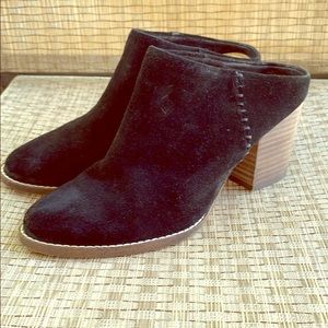 Splendid Black Suede Slide Shoes